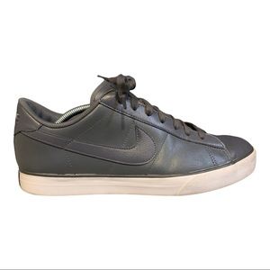 Nike Sweet Classic Leather Sneaker Size 12